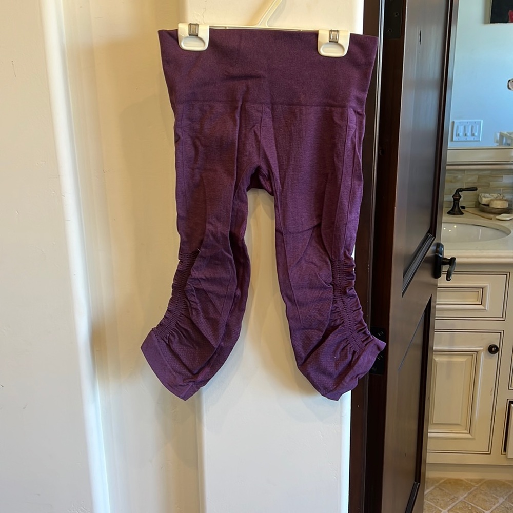 lulu cropped leggings
